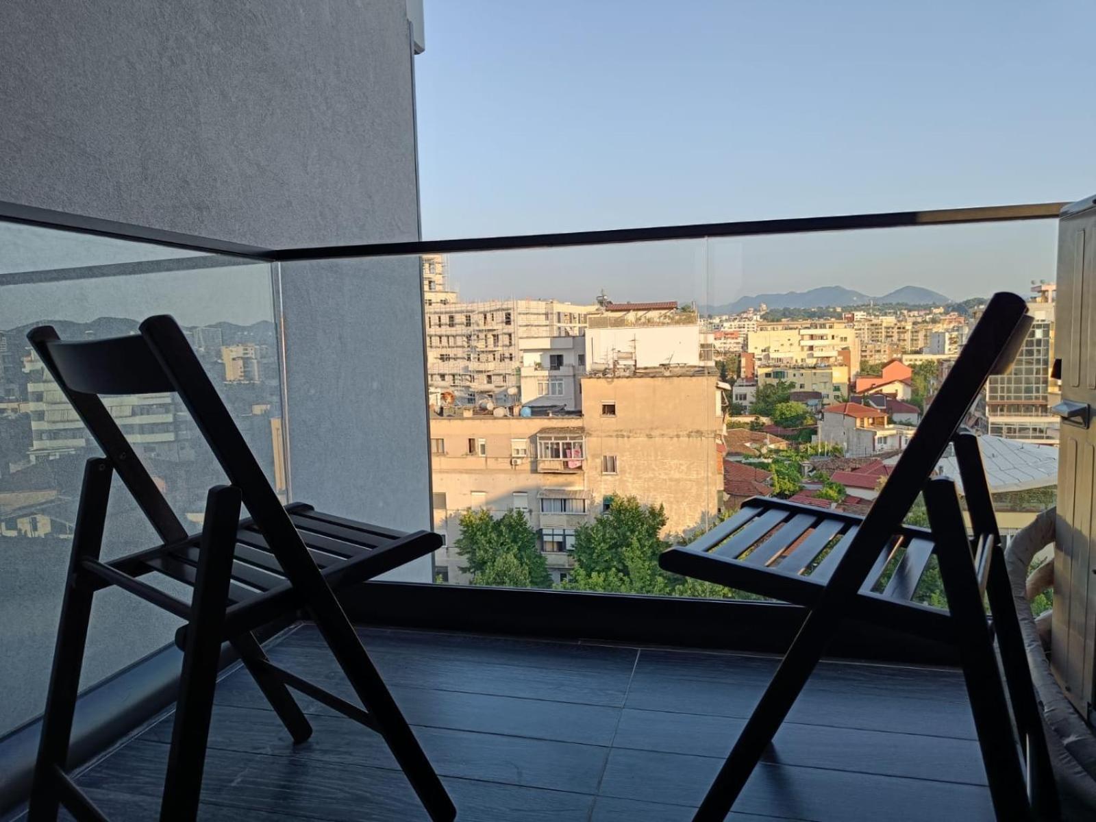 Tirana Cityscape Buitenkant foto